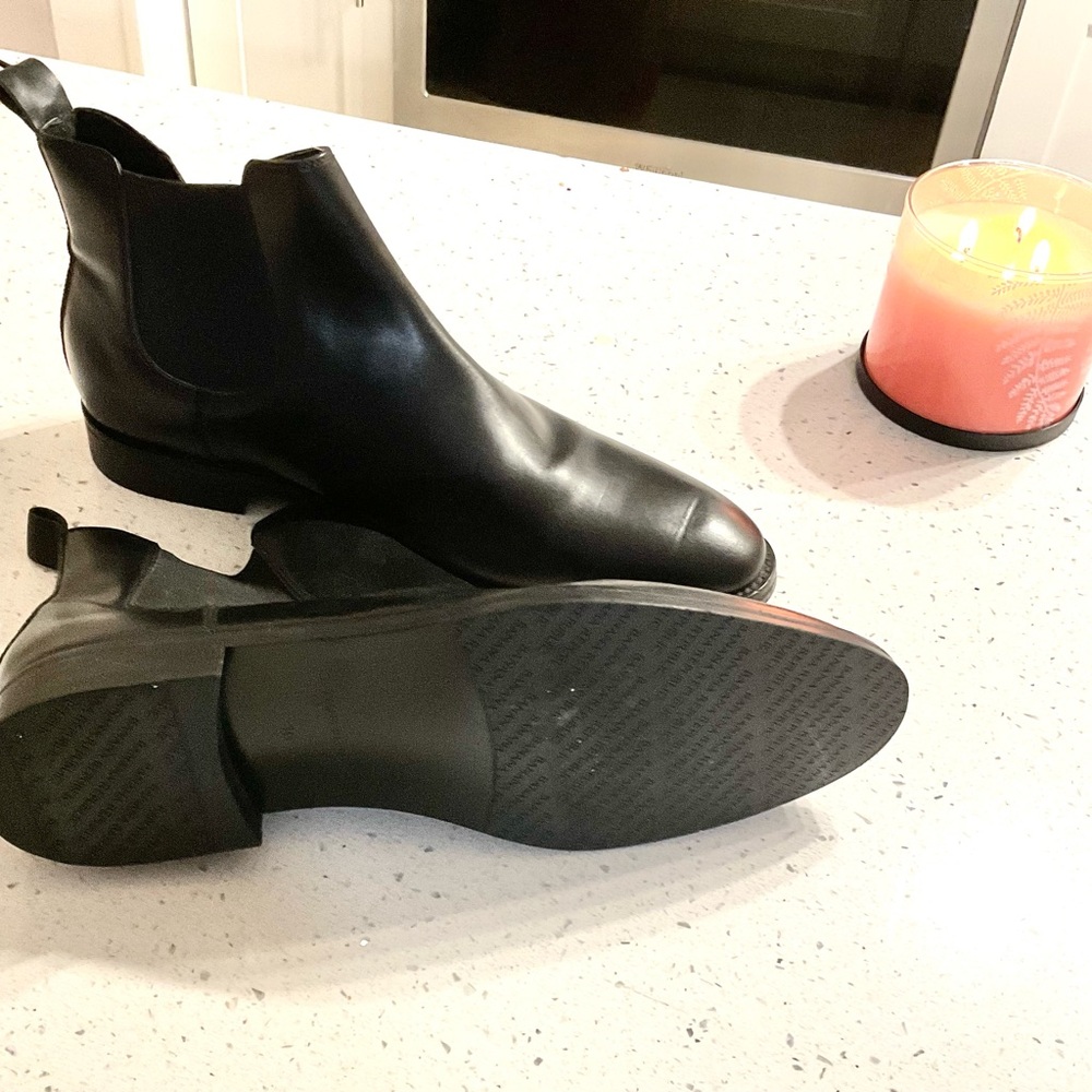 Banana Republic Black Leather Men's Boots - Picture 7 of 7